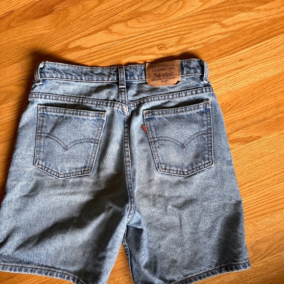 Vintage Levi's Denim Shorts Orange Tag Size Small - Picture 3 of 5